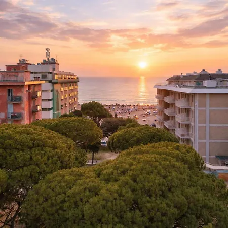 Attico Fronte Mare Con Terrazza E Garage Privato - Lara Lido di Jesolo