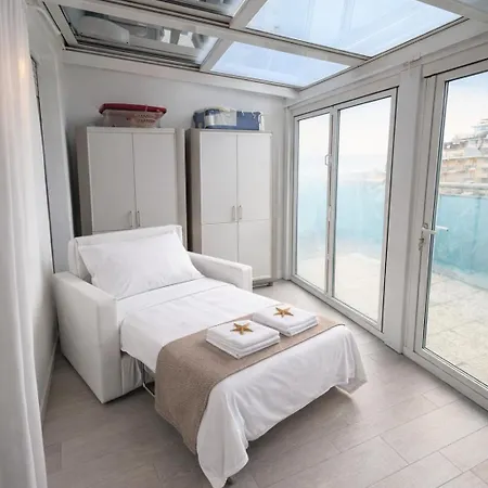 Attico Fronte Mare Con Terrazza E Garage Privato - Lara Apartment Lido di Jesolo